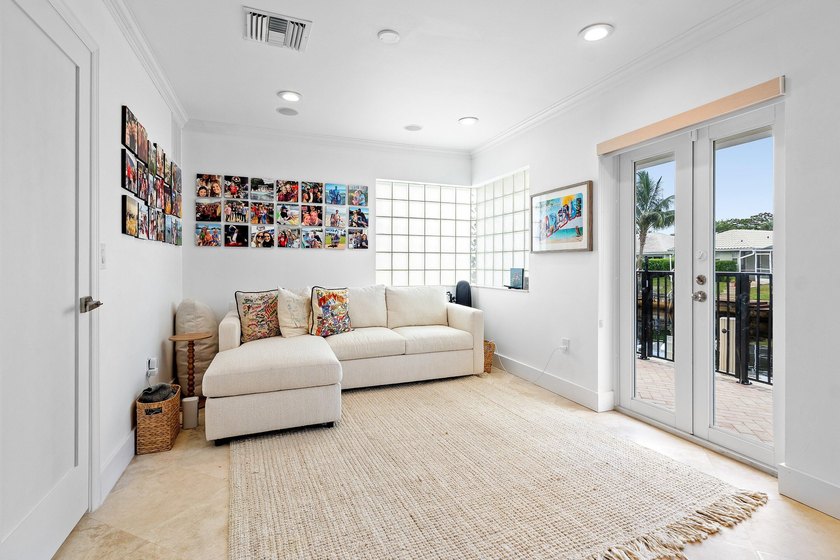 Welcome to this exceptional single-story waterfront residence in - photo 24
