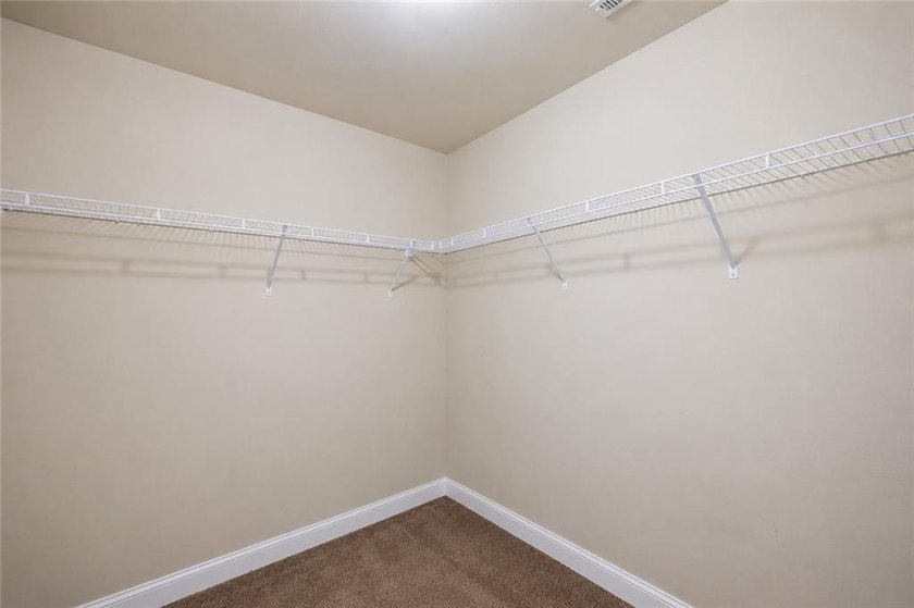 Nestled in a peaceful Decatur community, this beautifully - photo 14