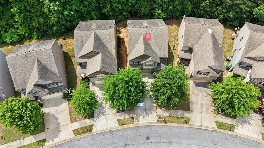 Nestled in a peaceful Decatur community, this beautifully - photo 26