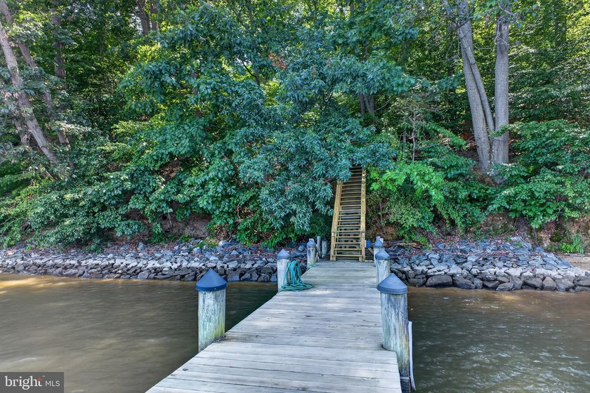 Beautiful waterfront on nearly 7 acres. Spacious composite deck - photo 41
