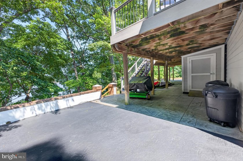 Beautiful waterfront on nearly 7 acres. Spacious composite deck - photo 44