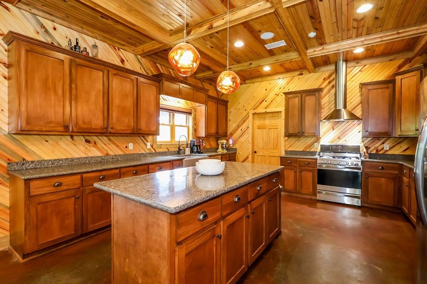 Exceptional opportunity to own a private 66 acre estate just - photo 7
