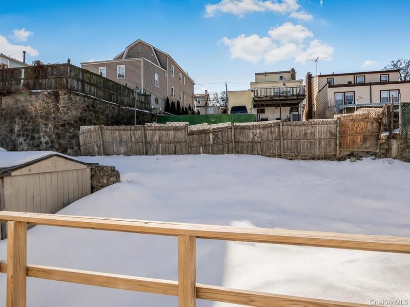 Beautiful fully detached legal 2-family home located in the - photo 4