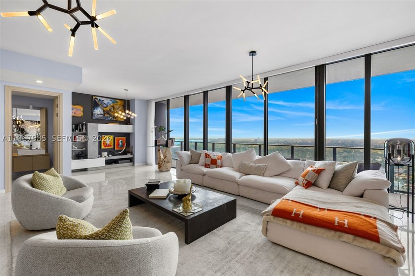 PH5304 at Flatiron Brickell is a rare trophy sky residence - photo 2