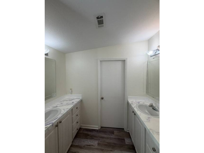 GOLF COURSE HOME FOR SALE - FURNISHED + GOLF CART INCLUDED! Move - photo 14