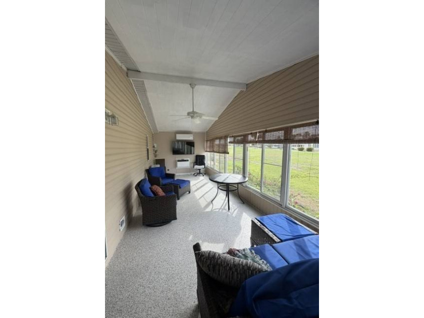 GOLF COURSE HOME FOR SALE - FURNISHED + GOLF CART INCLUDED! Move - photo 24