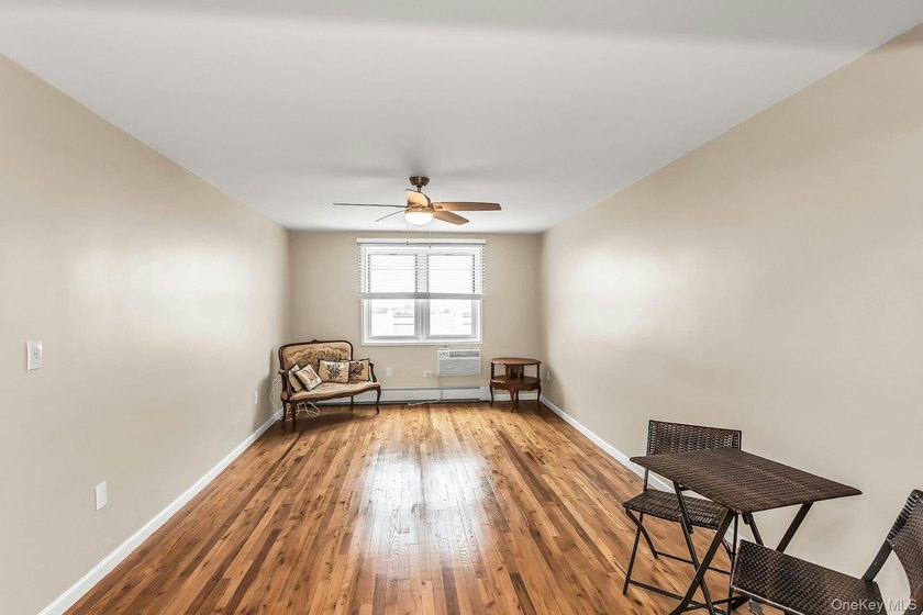 1 Bedroom Co-op, Ocean Front living in the desirable Lafayette - photo 12