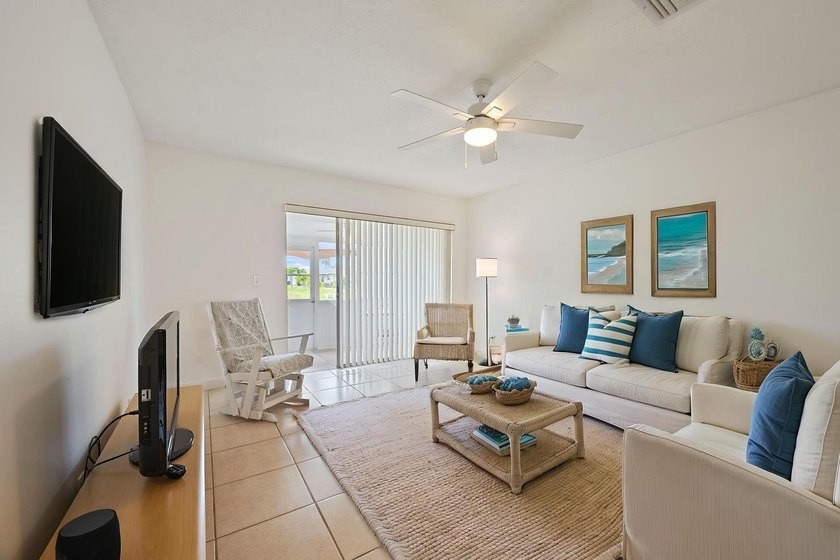 Welcome to this absolutely immaculate, furnished 1 bedroom 1 1/2 - photo 12