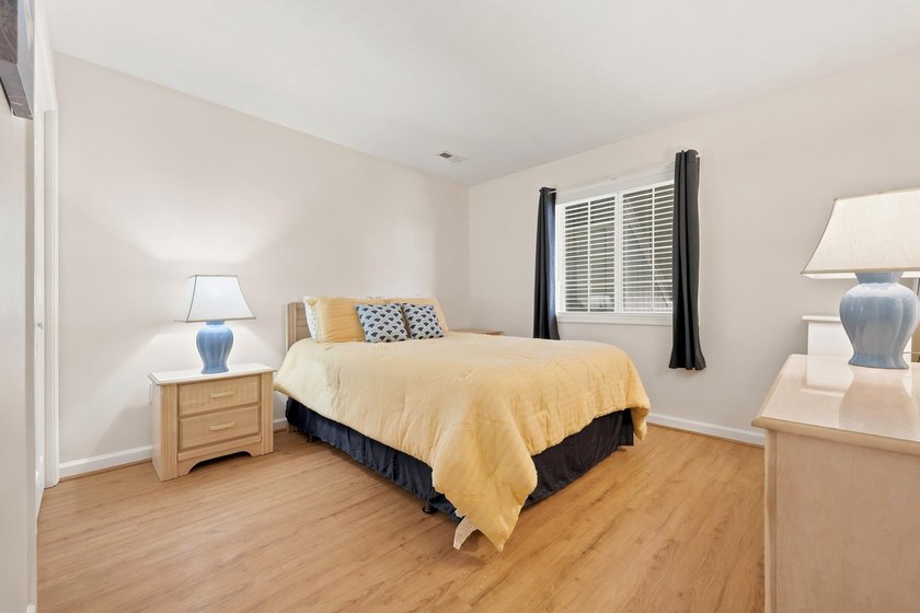 Welcome to this well-maintained 2-bedroom, 2-bathroom condo - photo 17