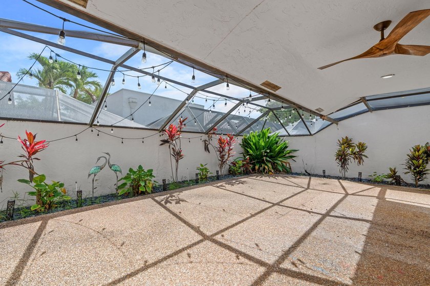 Welcome to refined living in this impeccably upgraded 3-bedroom - photo 25