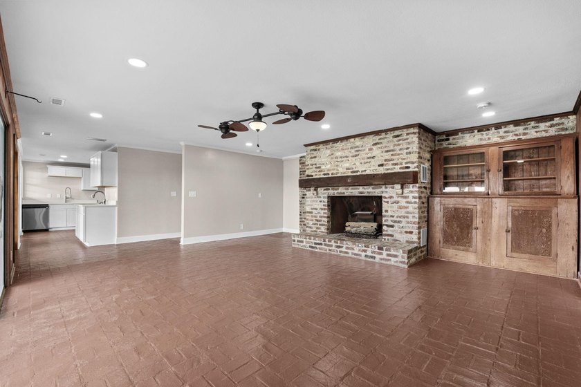 Welcome to 201 River Rd poised on the Sampit River with sweeping - photo 13