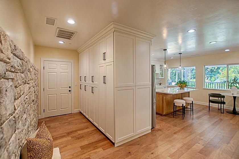 This is a dream home... newly constructed 2,626 sf., 4 bedroom - photo 11