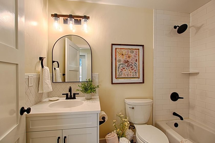This is a dream home... newly constructed 2,626 sf., 4 bedroom - photo 29