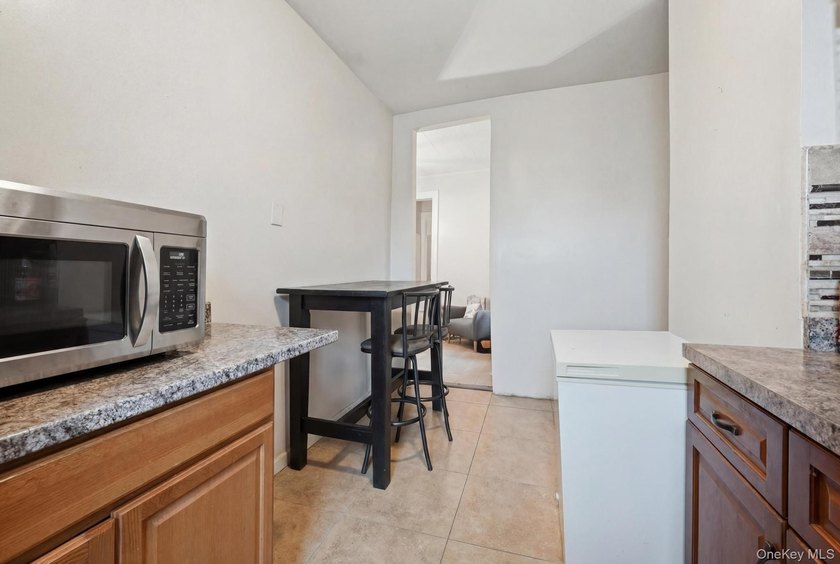 965 Glenmore Avenue, Brooklyn 11208 - Exceptional opportunity to - photo 12