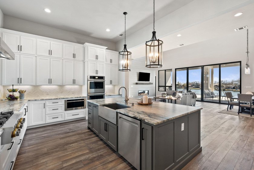 Premier Lake LBJ waterfront living inside the gated Legends - photo 15