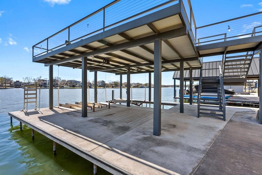 Premier Lake LBJ waterfront living inside the gated Legends - photo 29