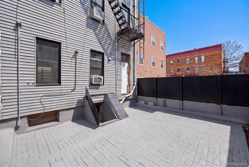 965 Glenmore Avenue, Brooklyn 11208 - Exceptional opportunity to - photo 35