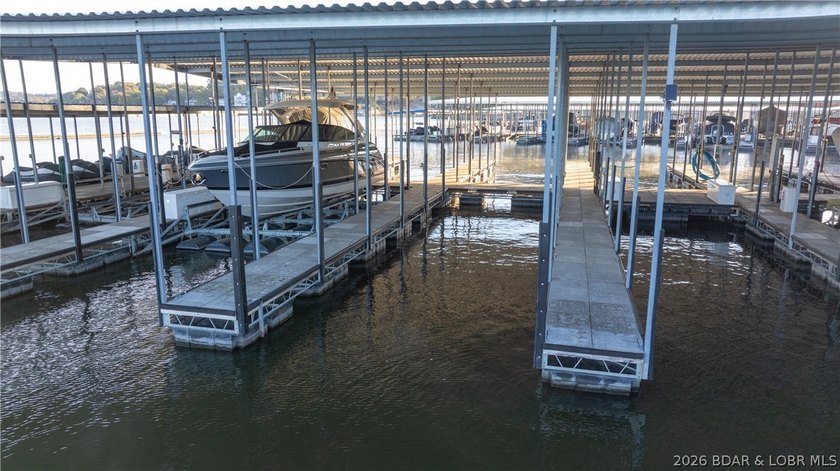 Income-producing property with transferable summer bookings - photo 12