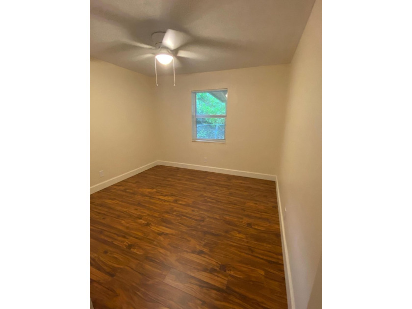 Rare income-producing duplex in East Oakland Park, FL - perfect - photo 13