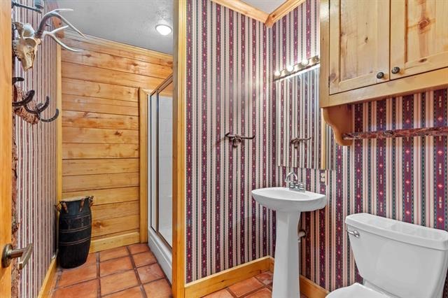 Custom Log Home - photo 19