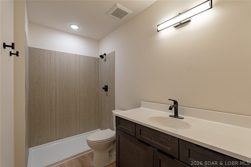 Enjoy the perfect blend of elevation and convenience in this - photo 29