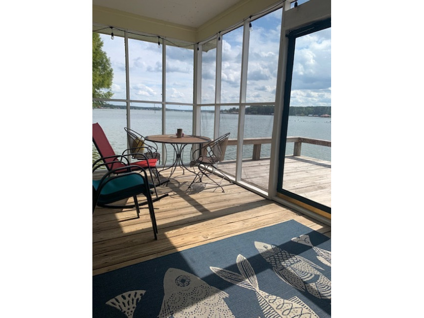 Screen Porch, Deck. - photo 18