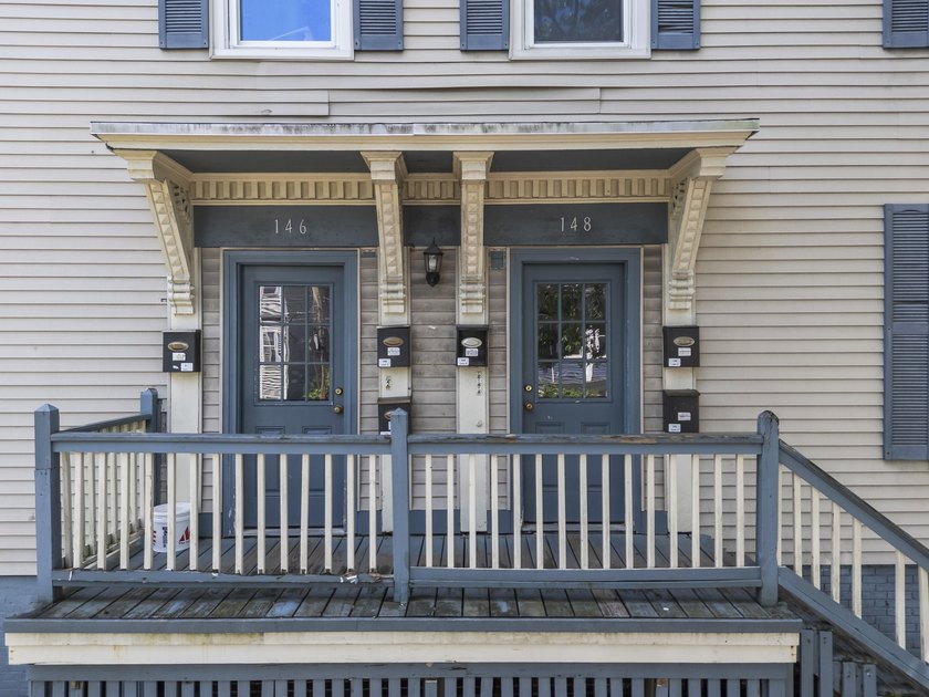 Prime 5-unit multifamily investment opportunity in Portland's - photo 3