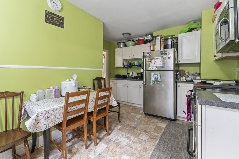 Prime 5-unit multifamily investment opportunity in Portland's - photo 10