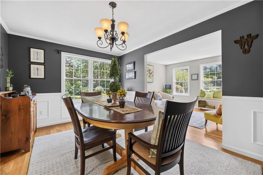 Welcome to this beautifully updated 4-bedroom, 3 full-bath - photo 12