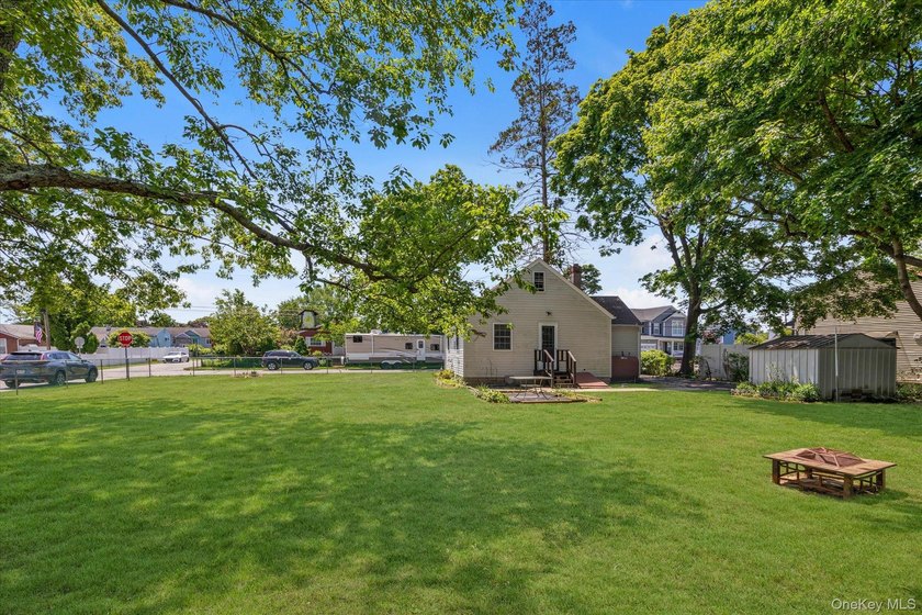 Opportunity Knocks! Attention all property lovers, first-time - photo 14