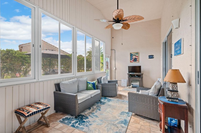 Welcome to this beautifully maintained single-family home - photo 22
