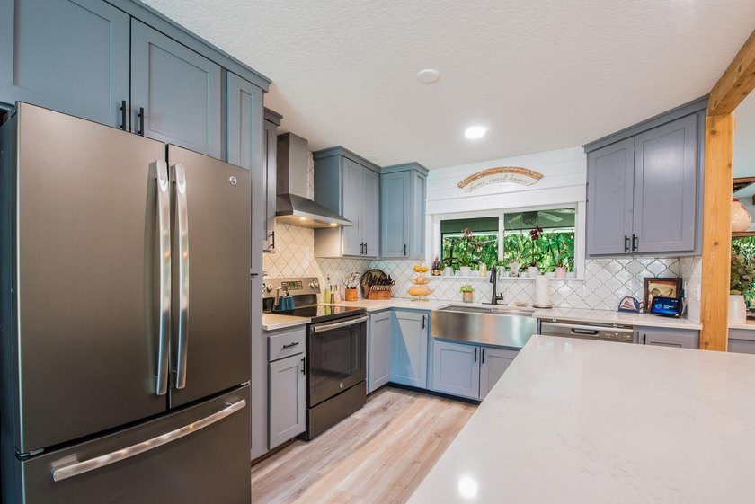 Fully upgraded Jupiter Farms retreat on 1.09 acres with NO HOA - photo 9