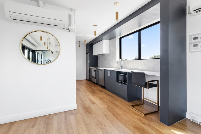 EDWIN | Loft avec mezzanine au coeur du quartier prise du marche - photo 21