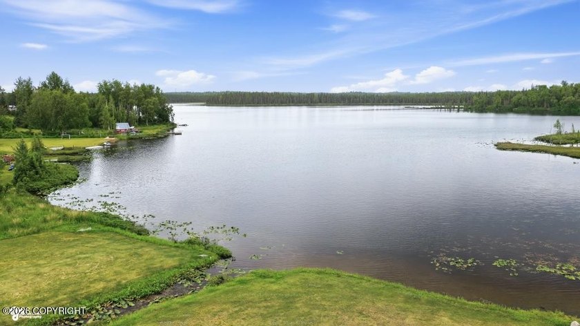 Escape to your own waterfront paradise! Wake up to breathtaking - photo 3