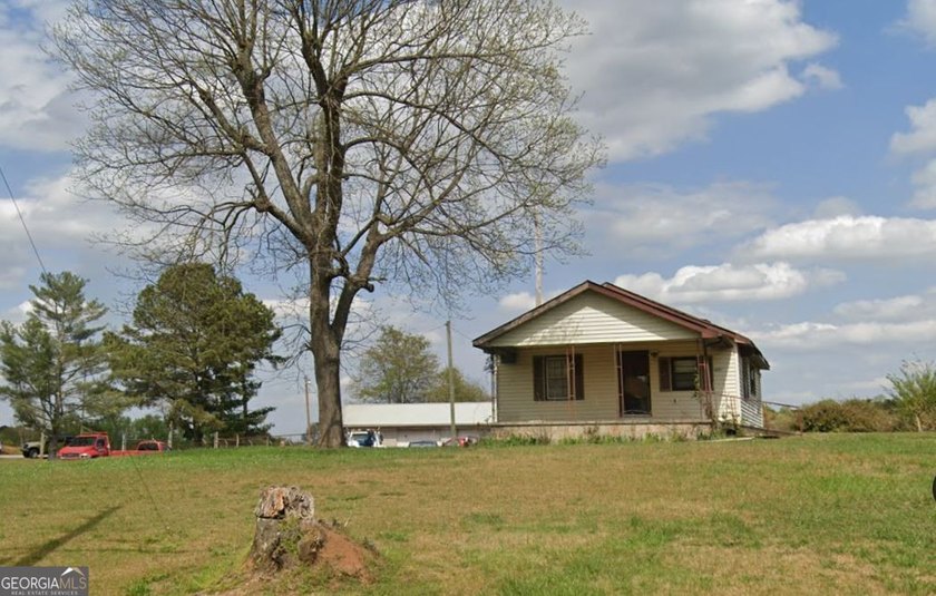 Step into a piece of Hall County history with this unique - photo 2