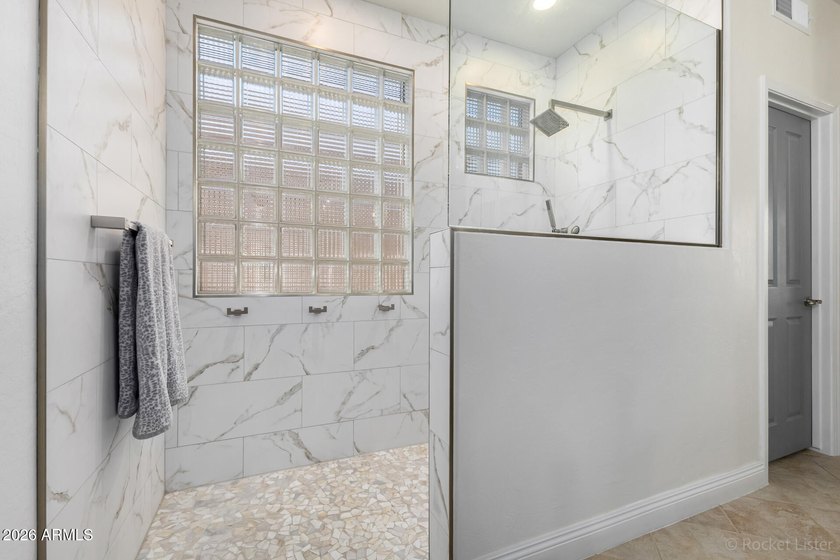 BRAND NEW ROOF!! Located within the prestigious Terravita - photo 23