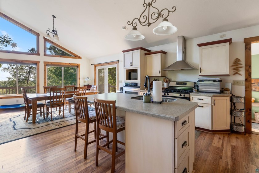 Horse lovers, your dream property has arrived! Nestled on 76.06 - photo 30