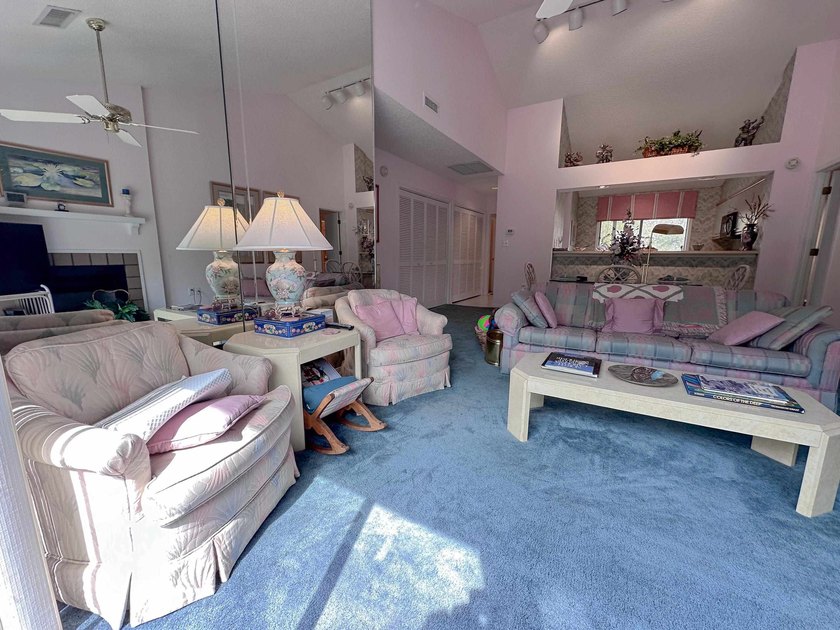 ***BE SURE TO WATCH WALK-THRU VIDEO INCLUDED IN LISTING!!*** - photo 12