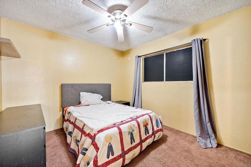 This is a great opportunity to own a spacious single story home - photo 14