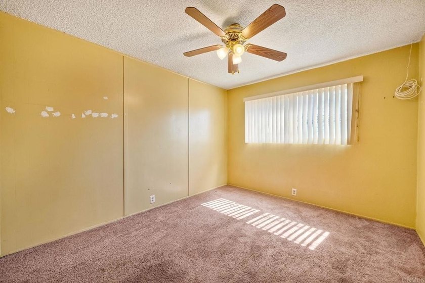 This is a great opportunity to own a spacious single story home - photo 15