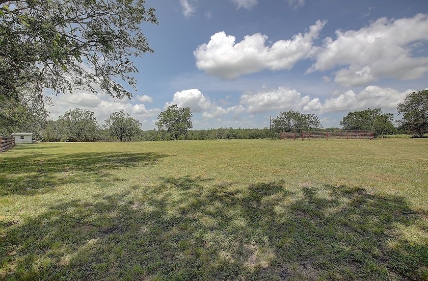 Surrounded by large acreage, this L-shaped Ag Exempt acreage - photo 14