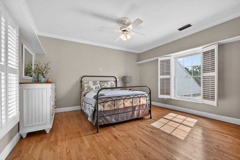 Experience the epitome of luxury in this meticulously maintained - photo 27