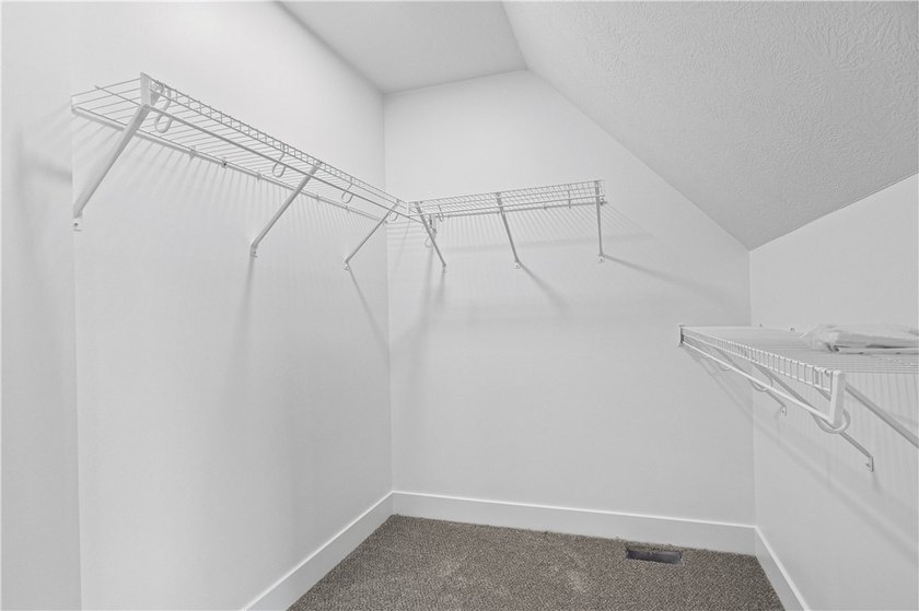 Move-In Ready New Construction in a Beautiful Cul-de-Sac - photo 16
