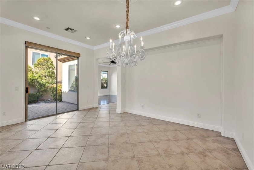 Discover your dream home in the prestigious, guard-gated Anthem - photo 18