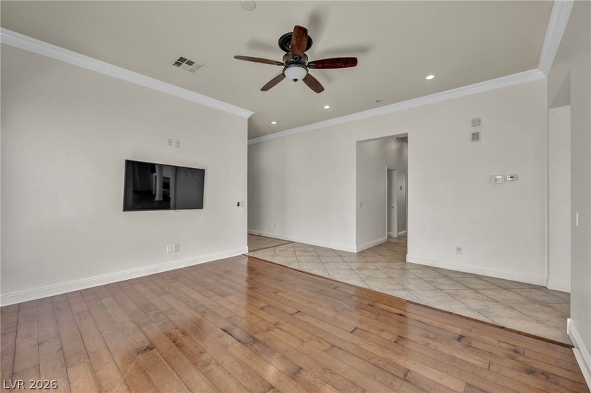 Discover your dream home in the prestigious, guard-gated Anthem - photo 22