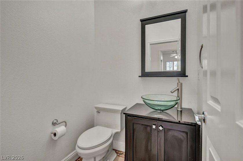 Discover your dream home in the prestigious, guard-gated Anthem - photo 44