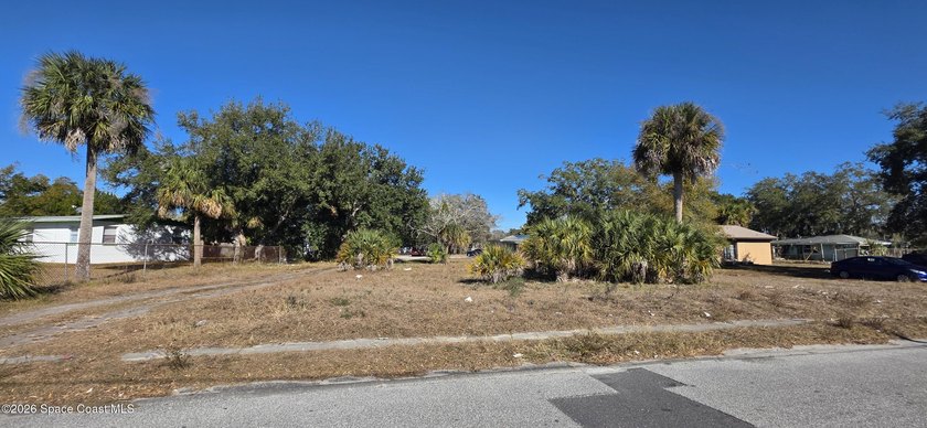 Residential lot available to build a single family home - photo 4