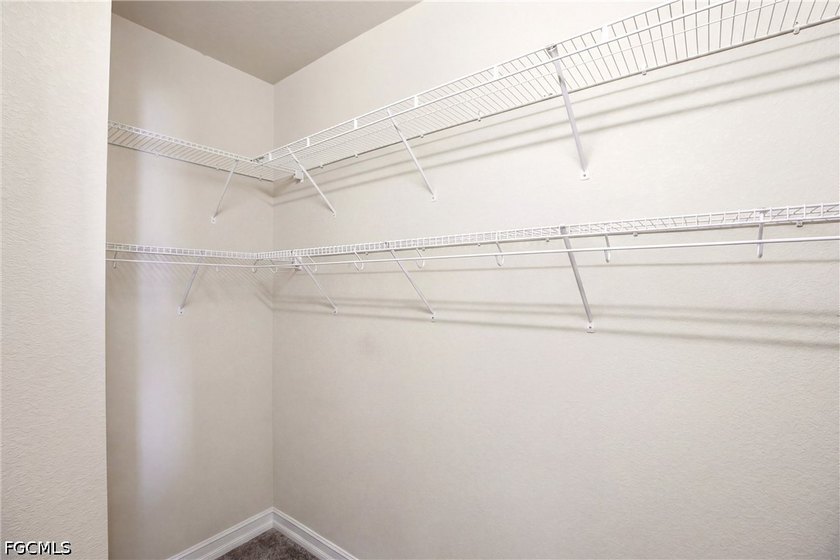BEST VALUE IN PUNTA GORDA ISLES! Fully furnished and move-in - photo 19