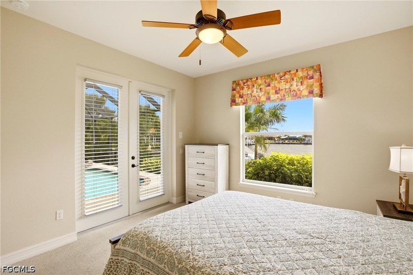 BEST VALUE IN PUNTA GORDA ISLES! Fully furnished and move-in - photo 25