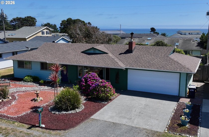 Hear and see the ocean from this delightful seaside home! Mature - photo 30